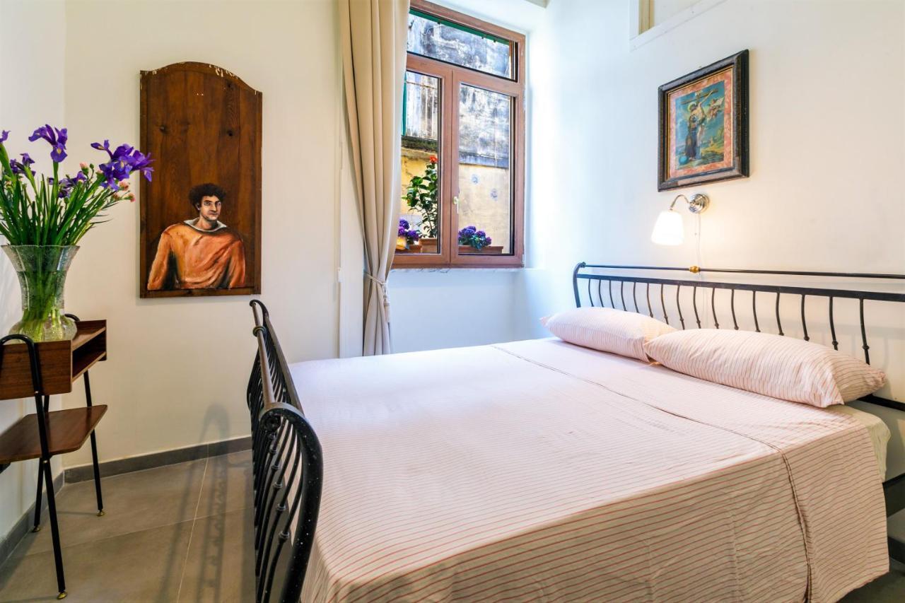 ホテル Casa Del Sole ナポリ エクステリア 写真